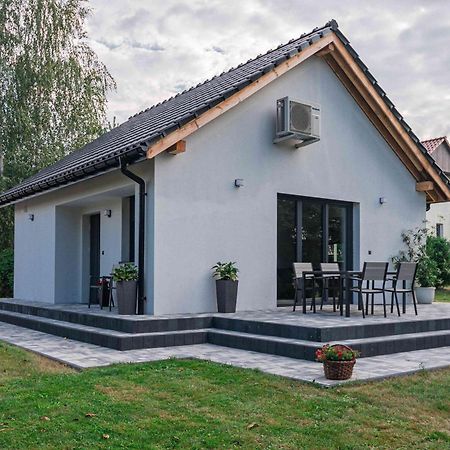 Dworek Na Zakrecie - Noclegi Zator Exteriör bild